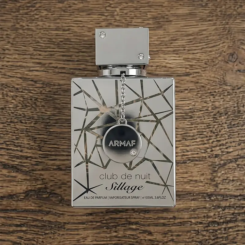 Detailed top cap view of the premium Armaf Club de Nuit Sillage parfum for discerning collectors.