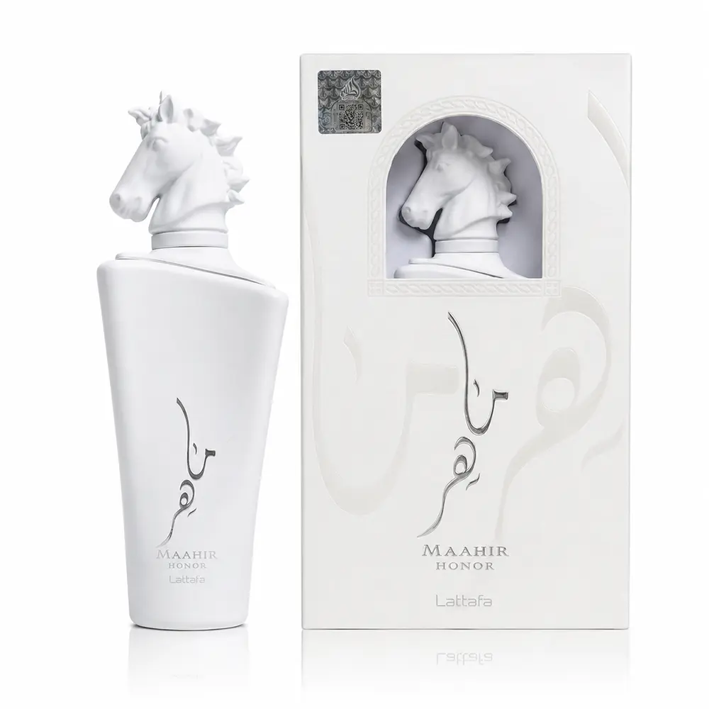Bottle and presentation box of Lattafa Maahir Honor arranged on a clean white background.