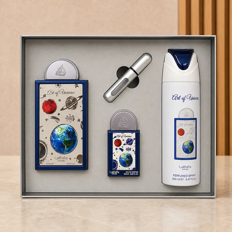 Open Art of Universe gift box holding 100 ml EDP, 20 ml travel EDP, atomiser and perfumed spray.